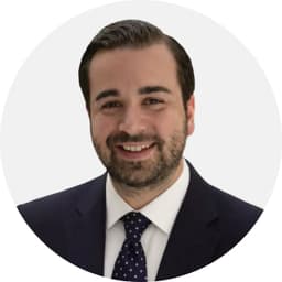 “After integrating Dot Assist, our response time improved by 15.5 hours. Our store rating increased by 0.3 points.”