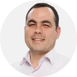 “We reduced our response time by 6 hours. 71% of the questions are automatically resolved outside working hours.”